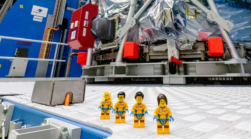 Build to launch: LEGO minifigures to fly on NASA Artemis I moon mission