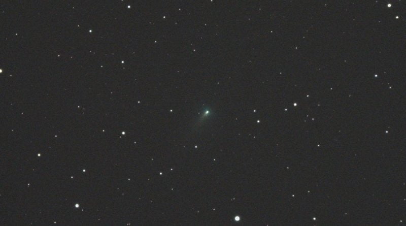 Want to see Comet Leonard? Here are some telescope and binoculars recommendations to spot it this month.